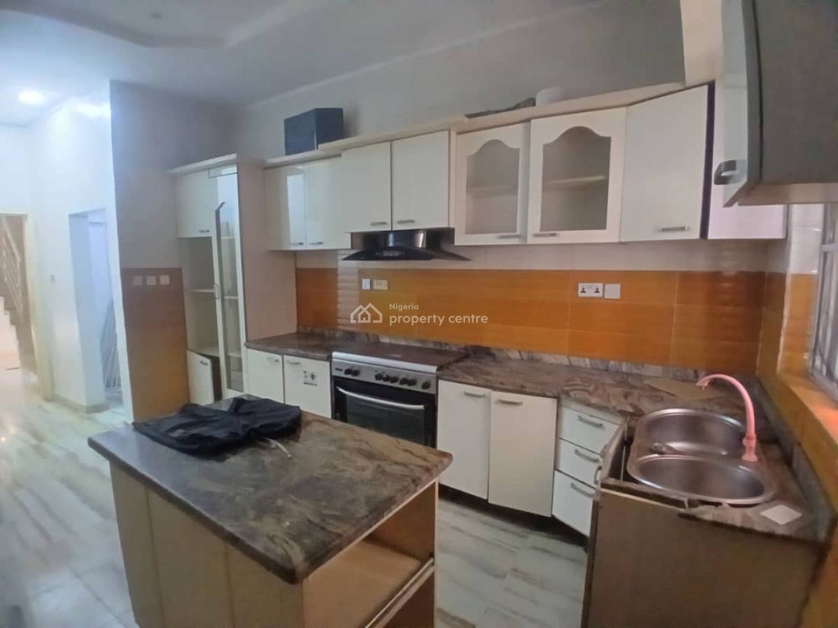 4 Bedroom Semi Detached House, Ikota, Lekki, Lagos, Semi-detached Duplex for Rent