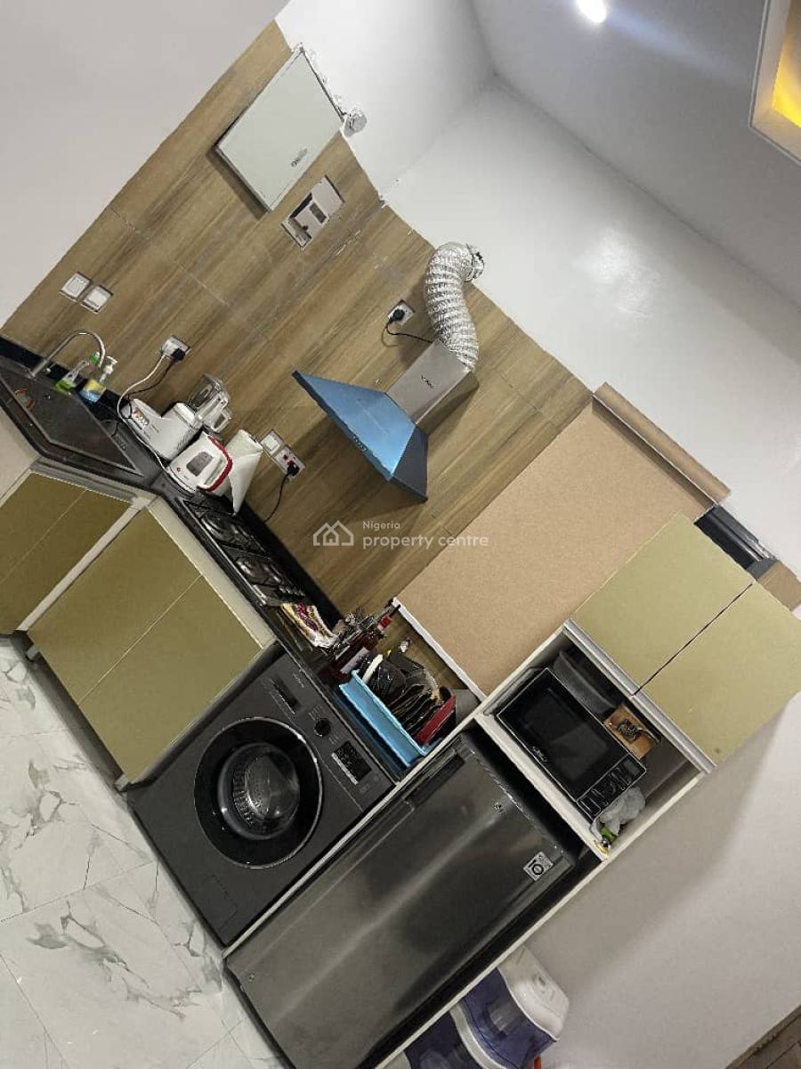 Fully Furnished and Serviced Room and Parlour Self Contained Apartment, Lrhs, Lekki Phase 1, Lekki, Lagos, Mini Flat (room and Parlour) for Rent