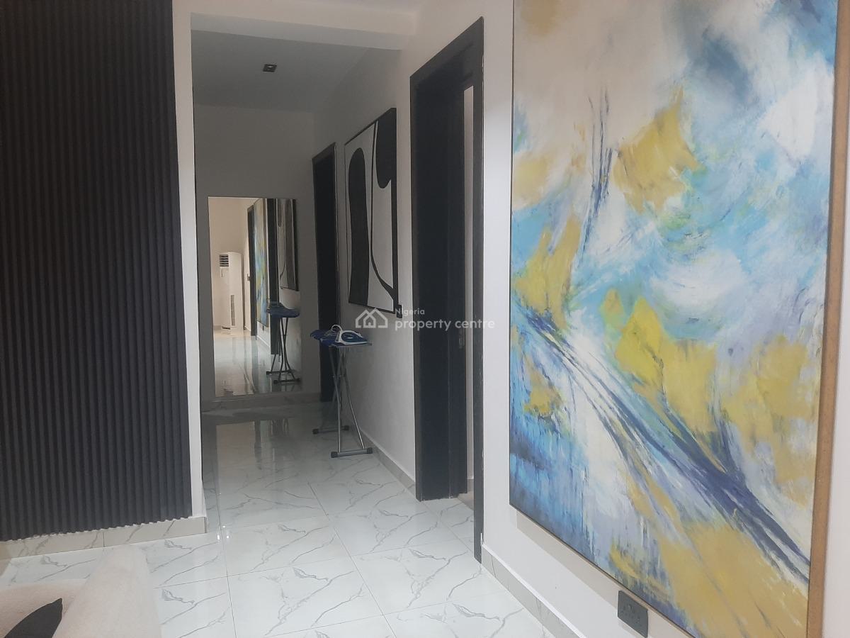 Furnished and Serviced 2 Bedroom En-suite Pentfloor Flat with Fully Fitted, Lekki Phase 1, Lekki, Lagos, Flat / Apartment for Sale