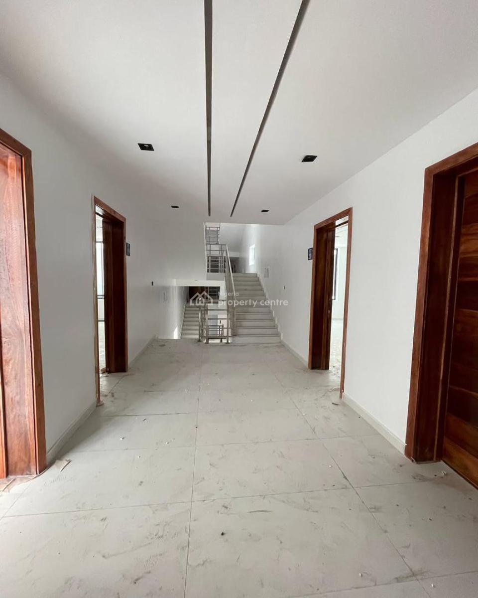 2 Bedroom Flat, Lekki Phase 1, Lekki, Lagos, Block of Flats for Sale