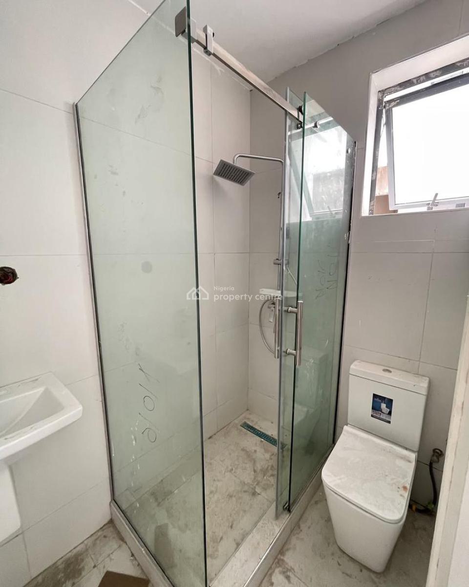 2 Bedroom Flat, Lekki Phase 1, Lekki, Lagos, Block of Flats for Sale