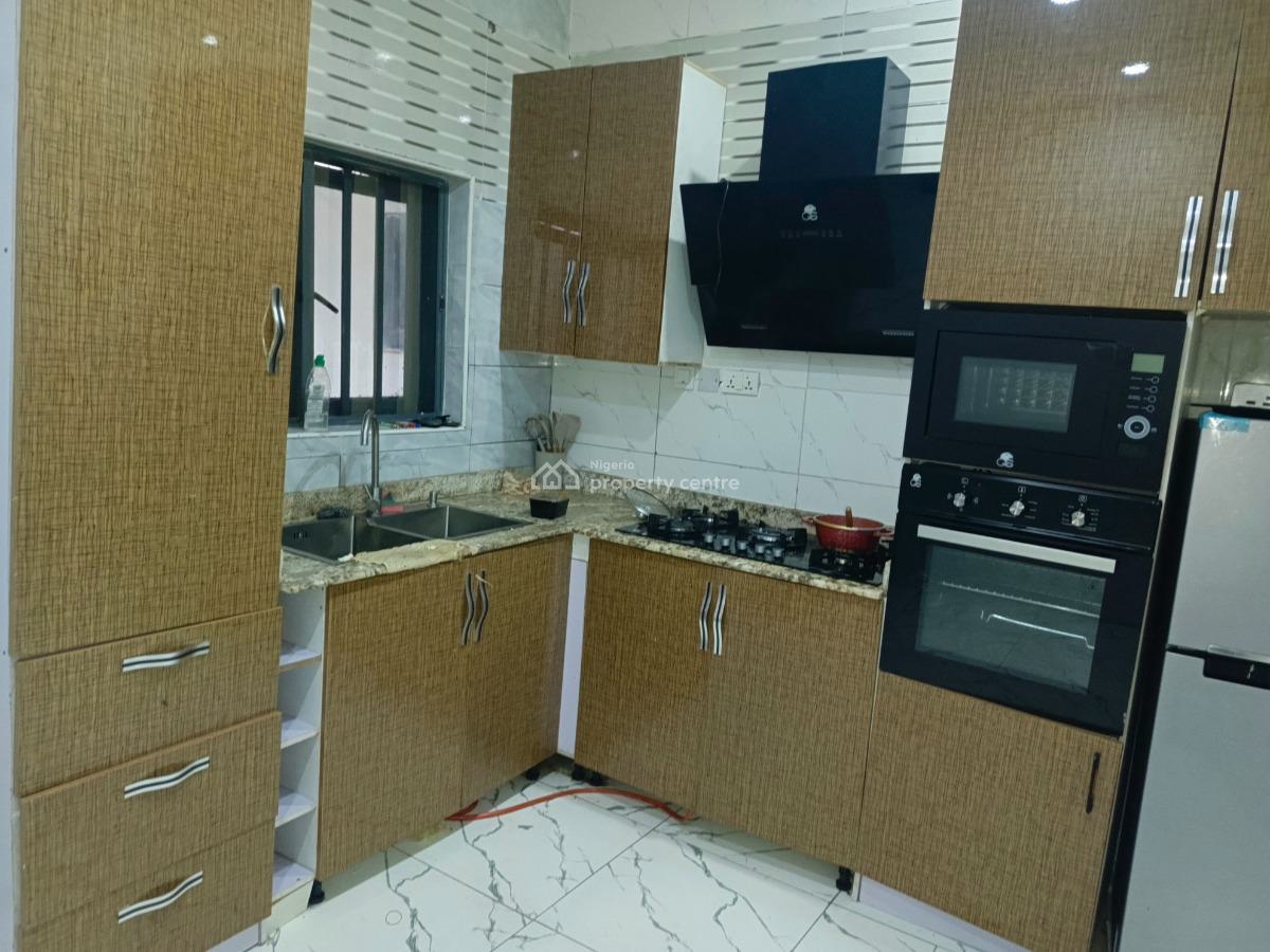 Luxury 2 Bedroom Flat, First and Ground Floor, Guzape District, Abuja, Flat / Apartment for Rent