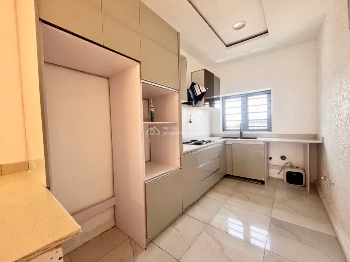 Modern 2 Bedroom Apartment with Swimming Pool Available at Ikate, Ikate Lekki Lagos, Ikate, Lekki, Lagos, Flat / Apartment for Sale