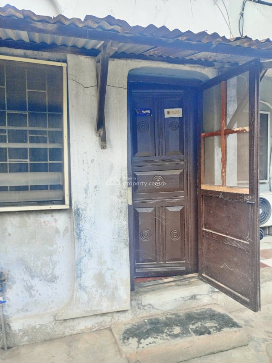 a Very Spacious But Old 2 Bedroom Flat with 2 Toilets, Off Diya Street, Gbagada, Lagos, Flat / Apartment for Rent