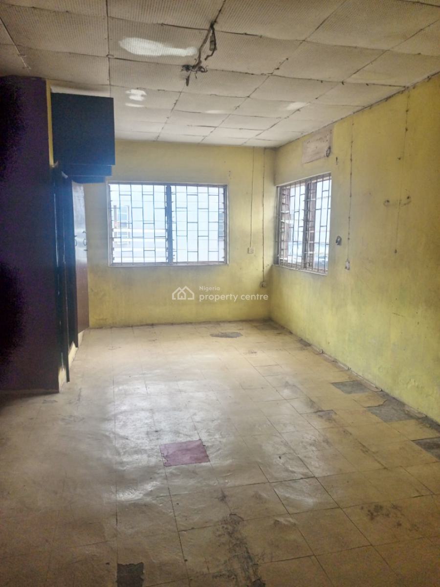 a Very Spacious But Old 2 Bedroom Flat with 2 Toilets, Off Diya Street, Gbagada, Lagos, Flat / Apartment for Rent