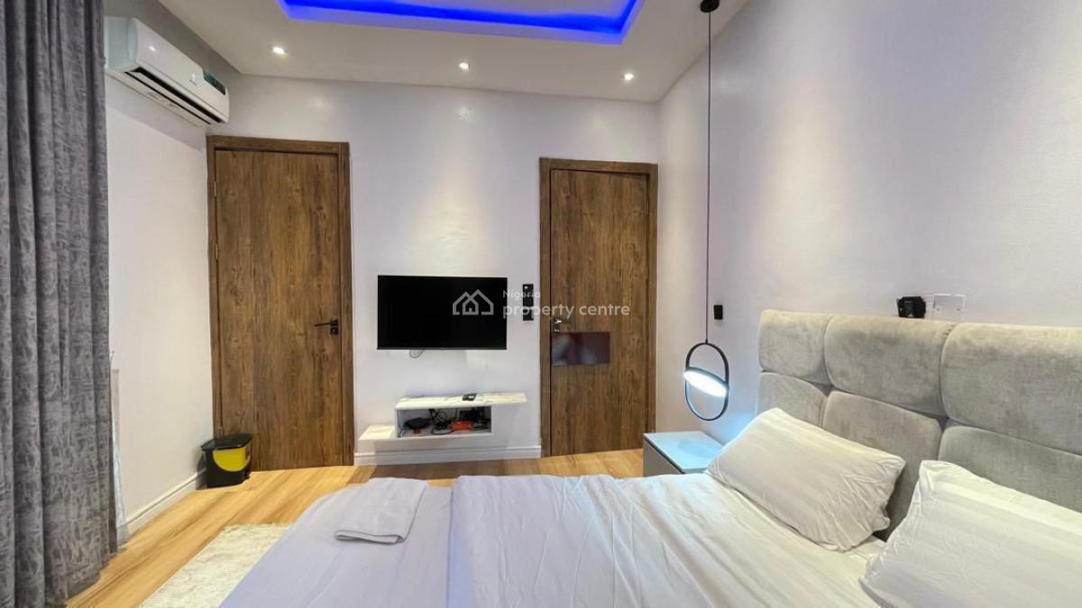 Luxury 2 Bedroom Apartment Penthouse with Separate Balconies, Ikate, Lekki, Lagos, Flat / Apartment Short Let