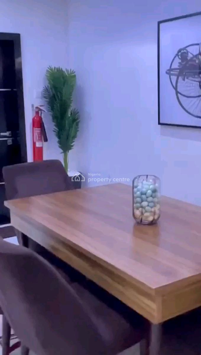 Super Executive Self Compound 3-bedroom Service Apartment, Western Avenue, Surulere, Lagos, Flat / Apartment for Rent