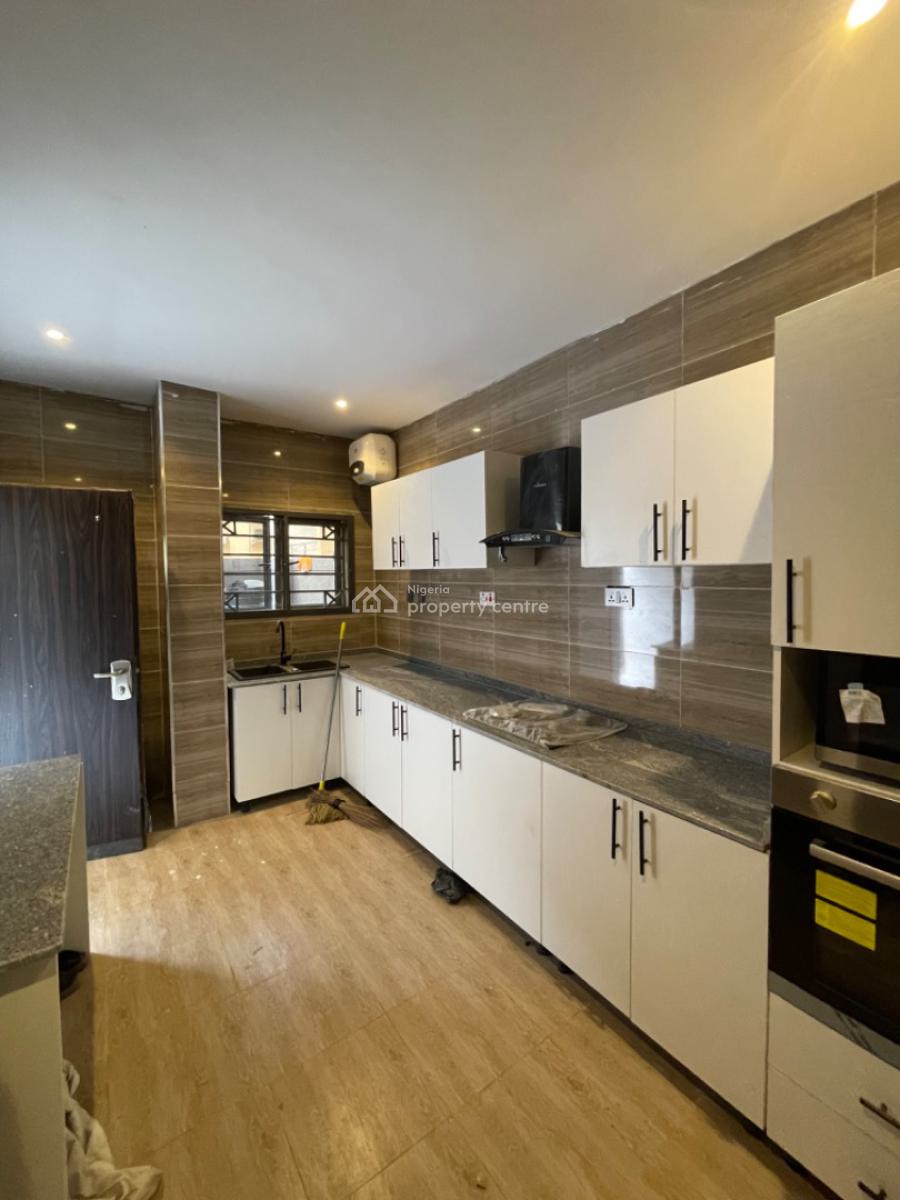 Brand New and Spacious 4 Bedroom Gated Terrace, Zone 5, Wuse, Abuja, Terraced Duplex for Rent