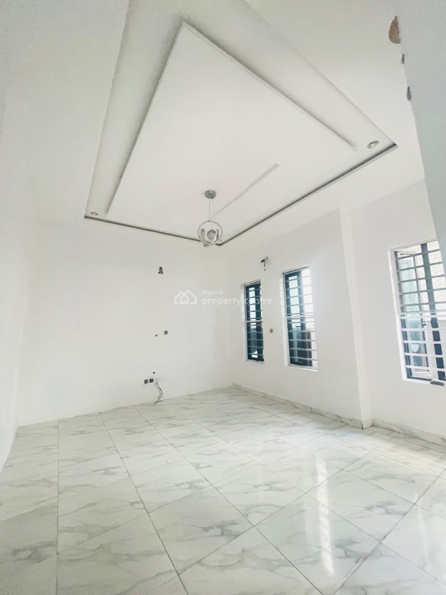 Very Spacious Studio Apartment in a Secured Estate with 18hrs Power, Orchid Roundabout, Orchid Road, Lekki, Lagos, Self Contain (single Rooms) for Rent