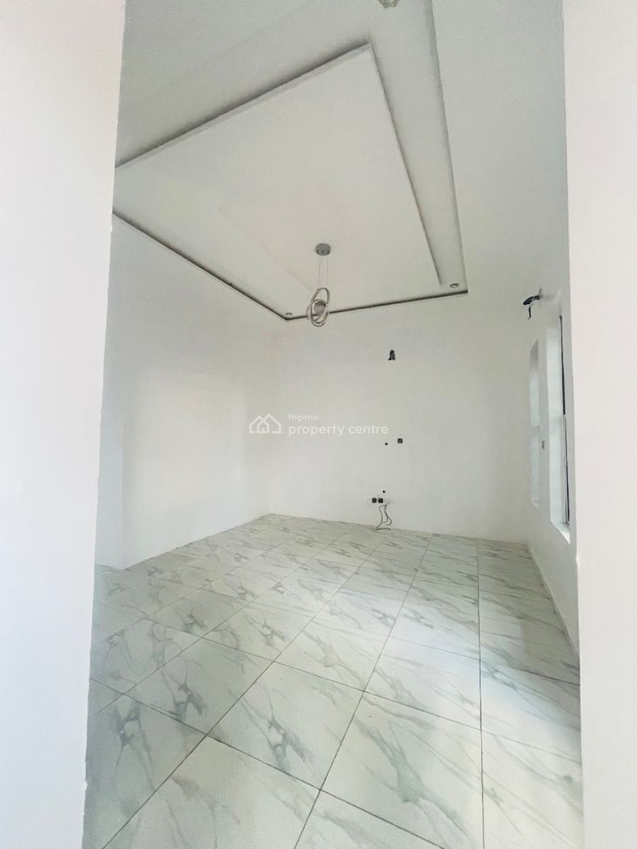 Very Spacious Studio Apartment in a Secured Estate with 18hrs Power, Orchid Roundabout, Orchid Road, Lekki, Lagos, Self Contain (single Rooms) for Rent