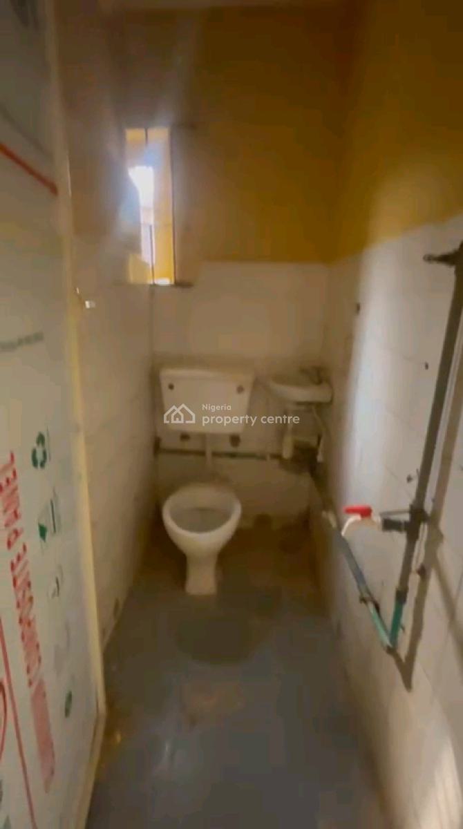 Massive and Standard 3 Bedroom Up Flat with Personal Meter and 2 Toilets, Alapere, Ketu, Lagos, Flat / Apartment for Rent
