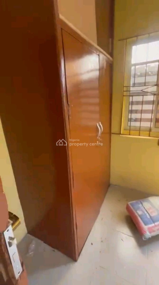 Massive and Standard 3 Bedroom Up Flat with Personal Meter and 2 Toilets, Alapere, Ketu, Lagos, Flat / Apartment for Rent