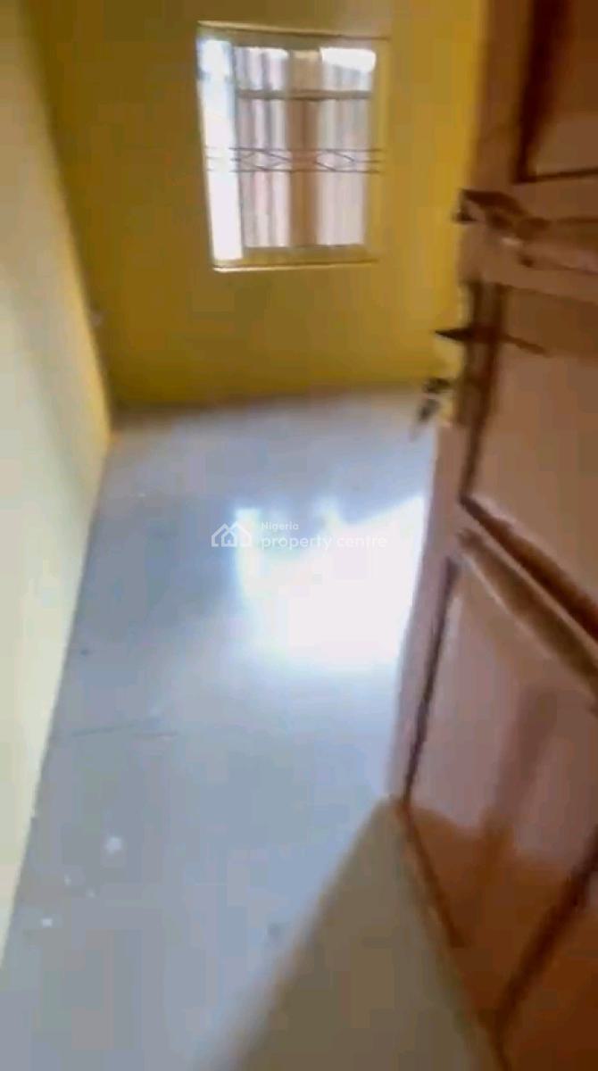 Massive and Standard 3 Bedroom Up Flat with Personal Meter and 2 Toilets, Alapere, Ketu, Lagos, Flat / Apartment for Rent