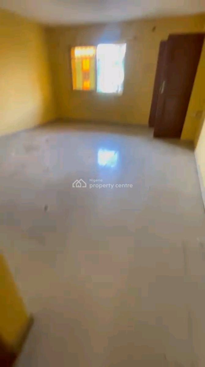 Massive and Standard 3 Bedroom Up Flat with Personal Meter and 2 Toilets, Alapere, Ketu, Lagos, Flat / Apartment for Rent