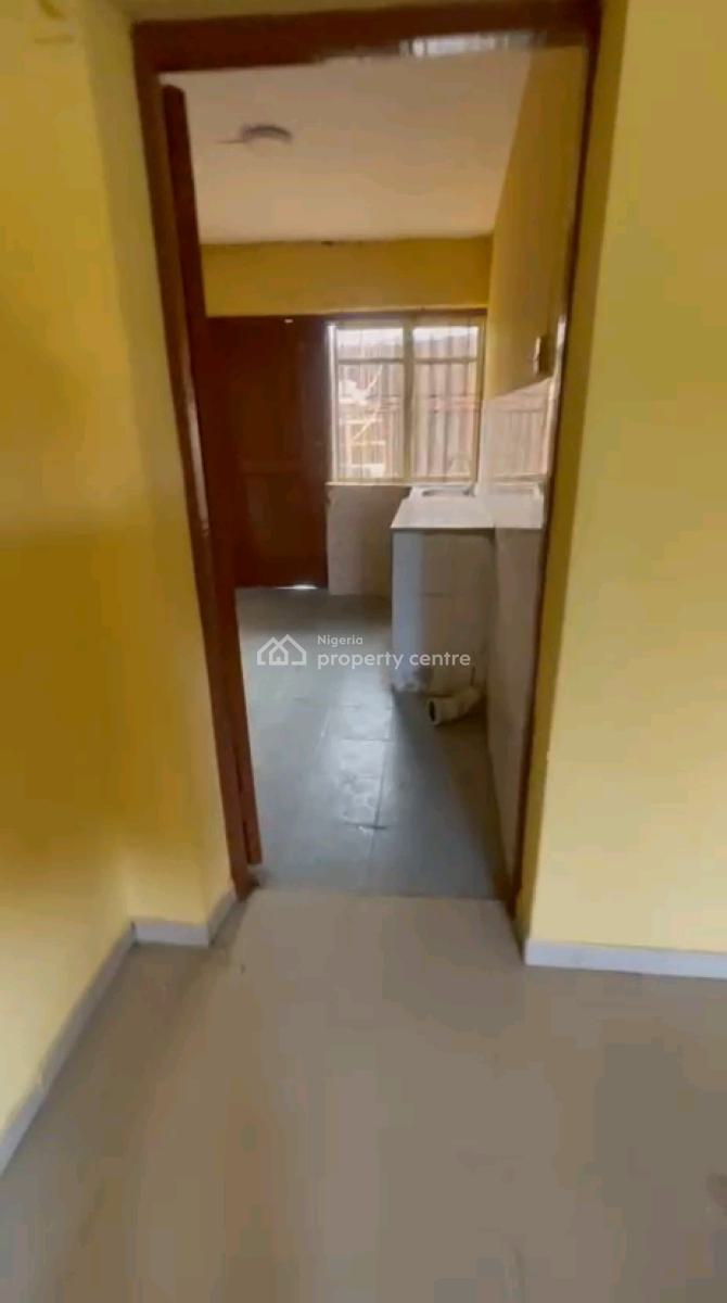 Massive and Standard 3 Bedroom Up Flat with Personal Meter and 2 Toilets, Alapere, Ketu, Lagos, Flat / Apartment for Rent