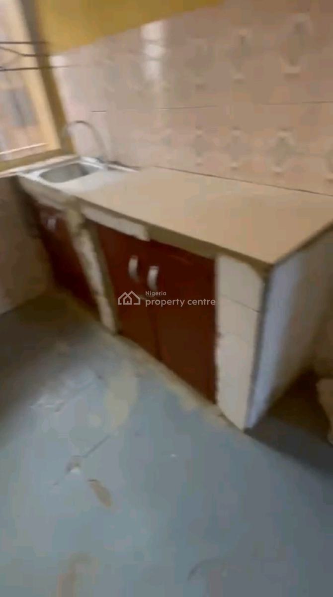 Massive and Standard 3 Bedroom Up Flat with Personal Meter and 2 Toilets, Alapere, Ketu, Lagos, Flat / Apartment for Rent