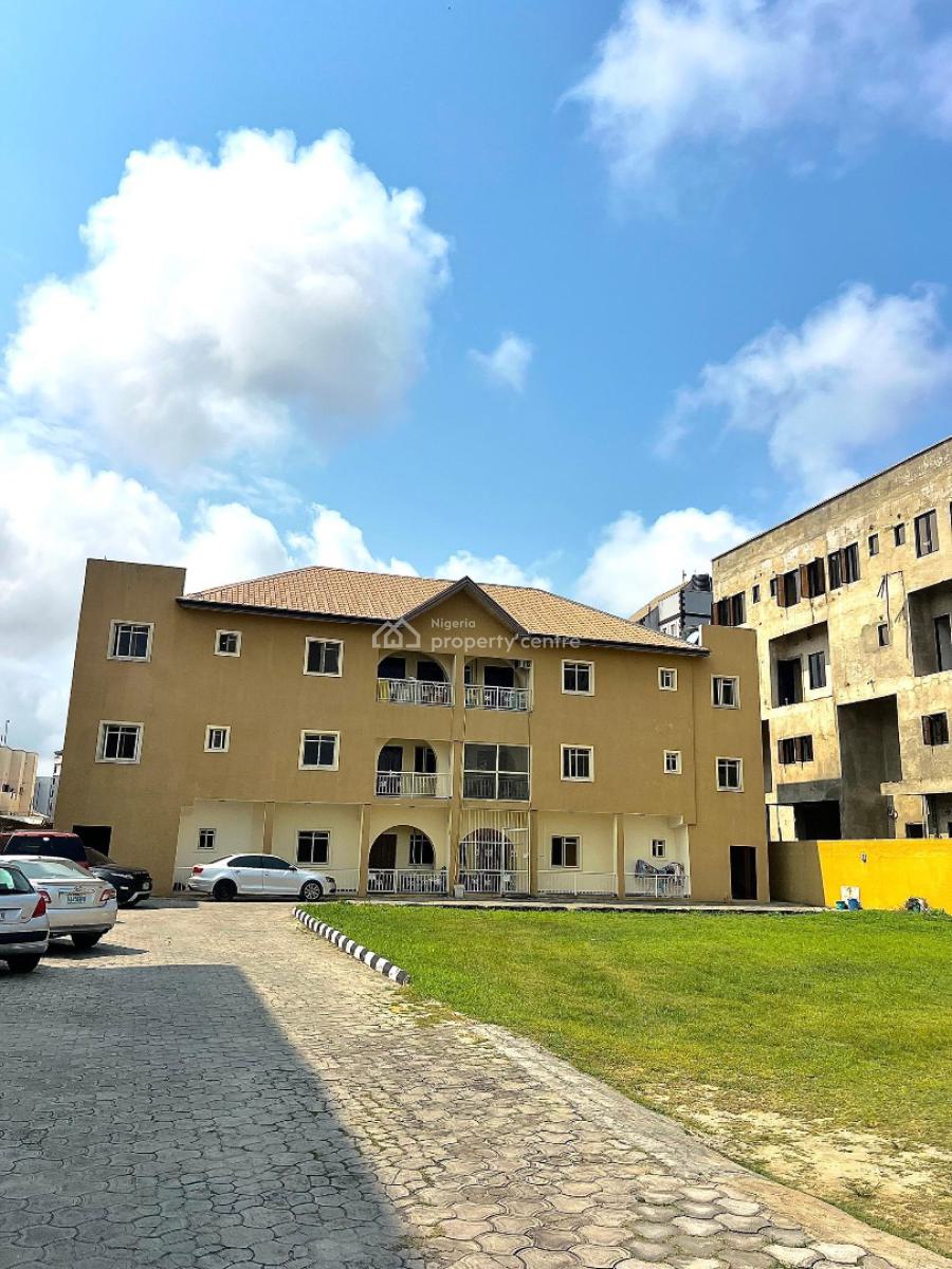 2 Bedroom Apartment (first Floor) in a Secure Gated Estate., Oniru, Victoria Island (vi), Lagos, Flat / Apartment for Rent