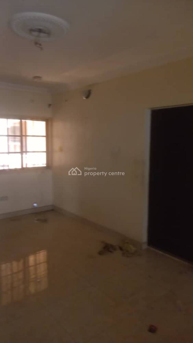 Standard 2 Bedroom Upstairs, Off Skymall, Sangotedo, Ajah, Lagos, Flat / Apartment for Rent