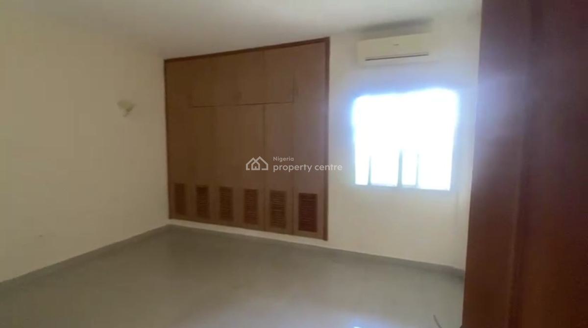 Serviced 3 Bedroom Flat with Bq,pool,gym, Gerard Road, Old Ikoyi, Ikoyi, Lagos, Flat / Apartment for Rent