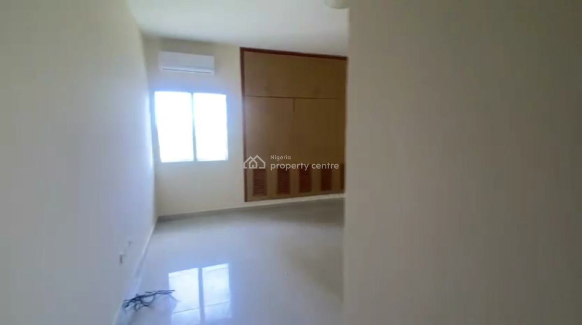 Serviced 3 Bedroom Flat with Bq,pool,gym, Gerard Road, Old Ikoyi, Ikoyi, Lagos, Flat / Apartment for Rent
