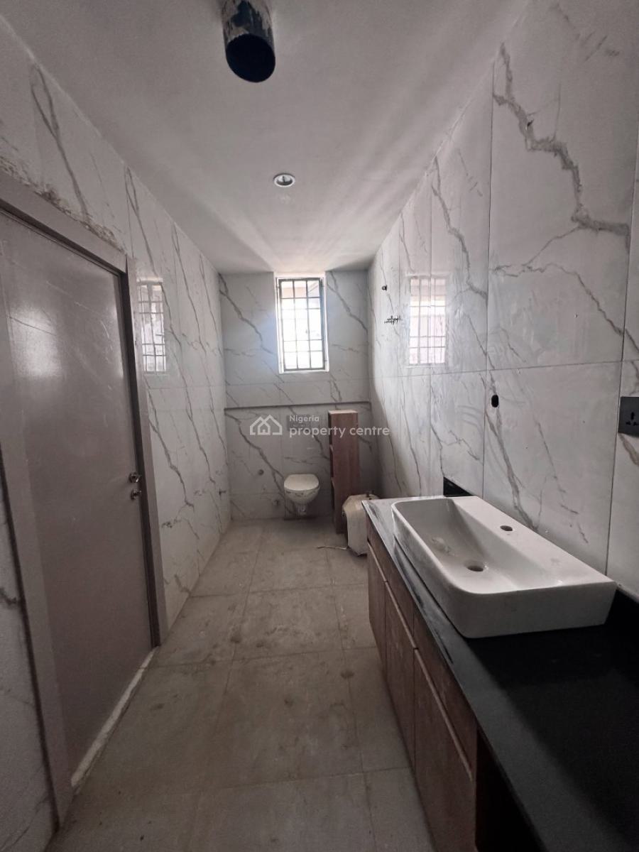 Luxury 6 Bedroom Semi-detached Duplex with Maid Room, Durumi, Abuja, Semi-detached Duplex for Sale