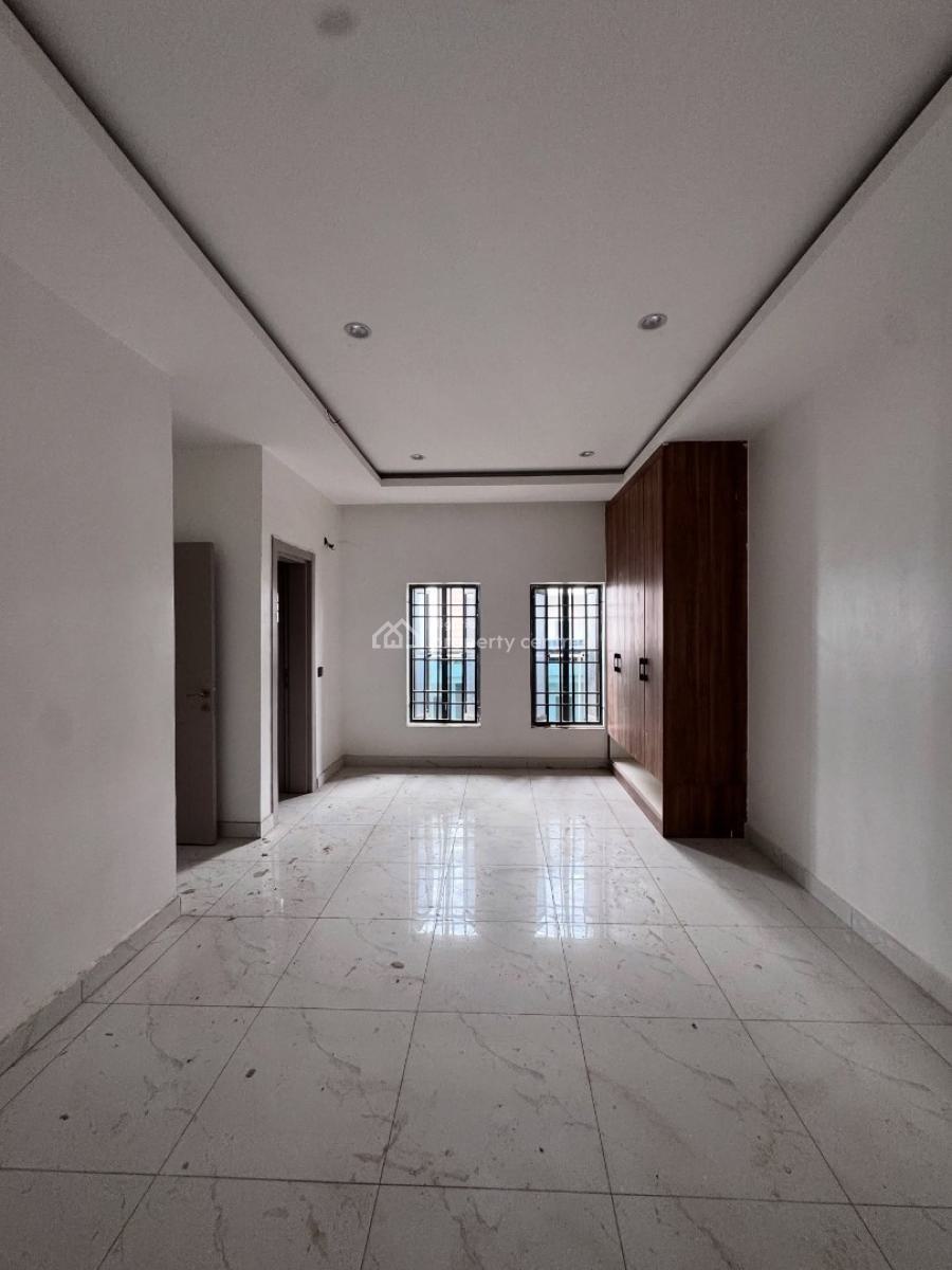Luxury 6 Bedroom Semi-detached Duplex with Maid Room, Durumi, Abuja, Semi-detached Duplex for Sale