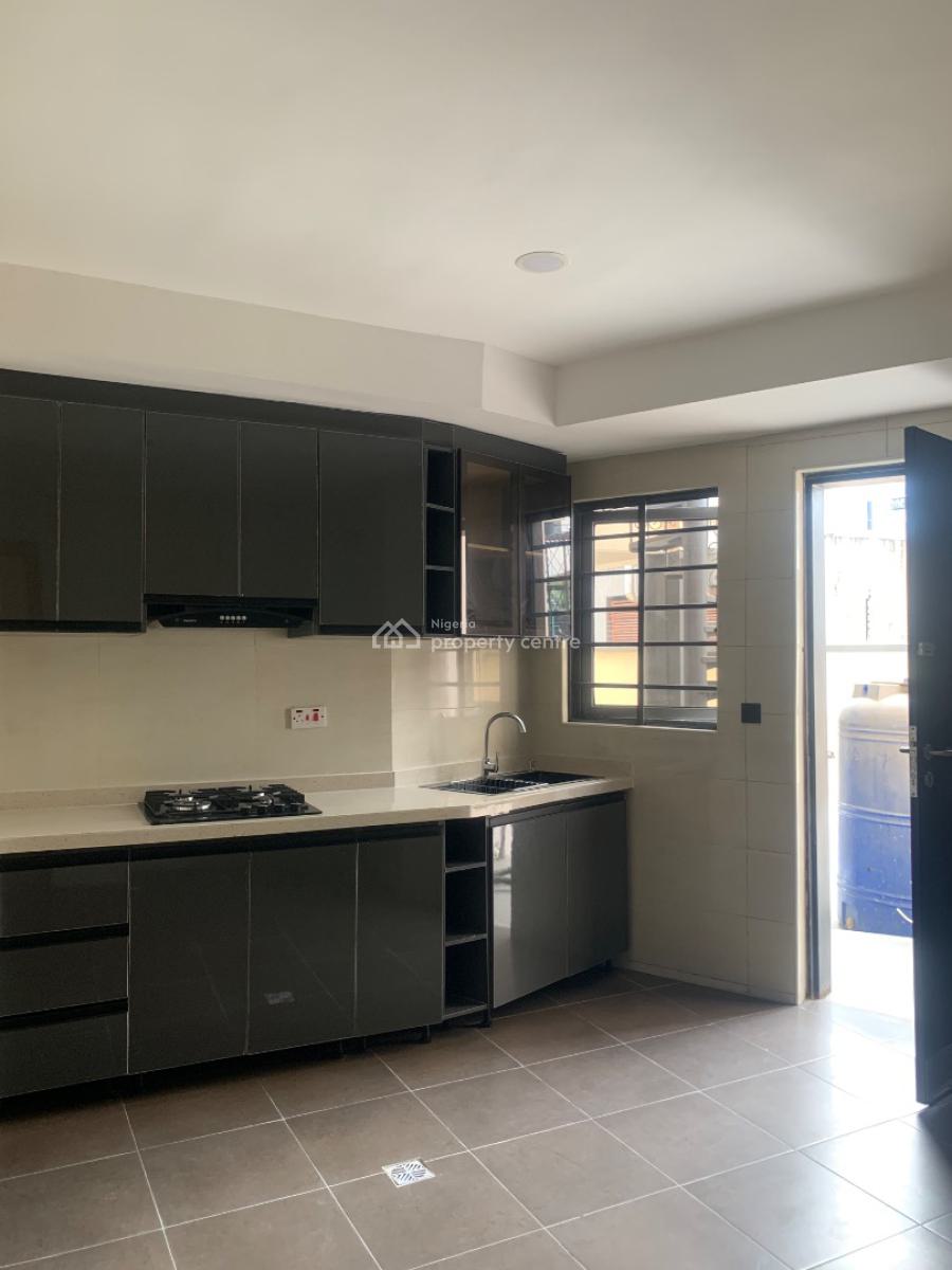 Serviced 2 Bedroom Flat, Lekki Phase 1, Lekki, Lagos, Flat / Apartment for Rent