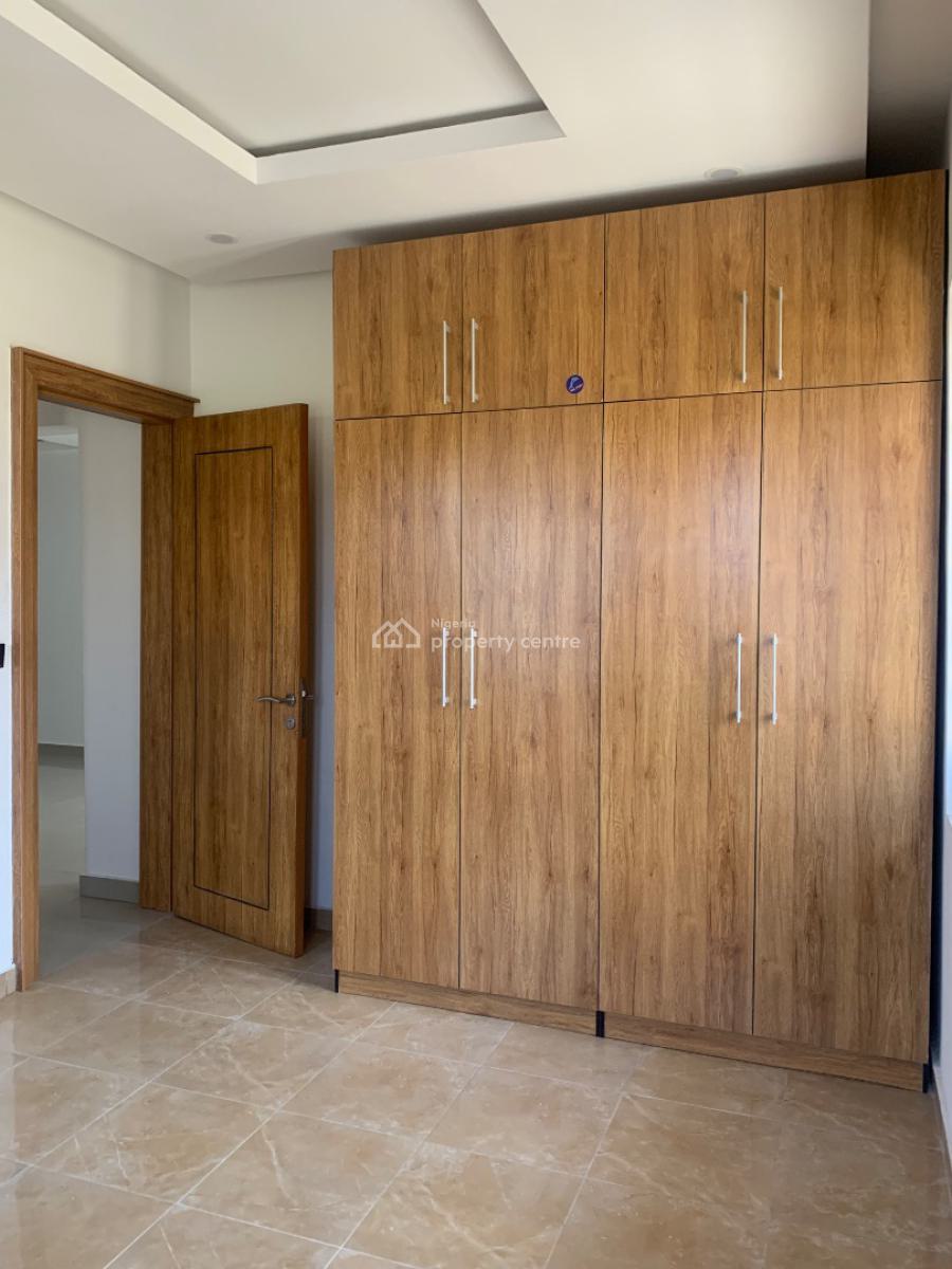 Serviced 2 Bedroom Flat, Lekki Phase 1, Lekki, Lagos, Flat / Apartment for Rent