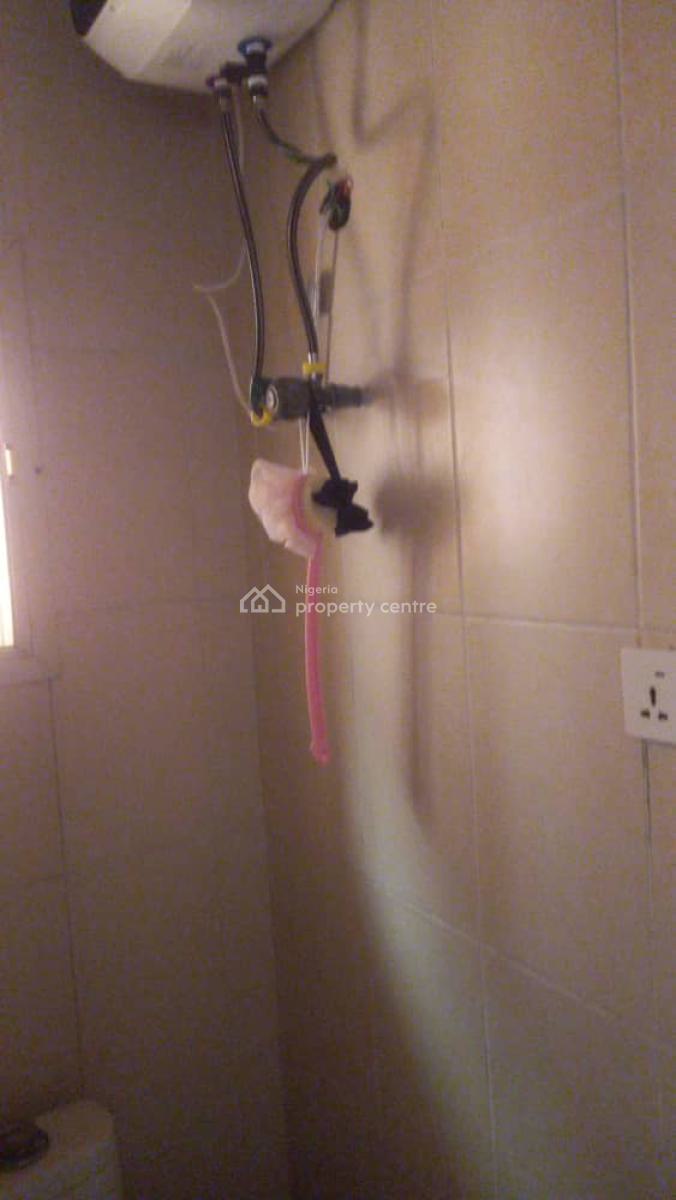 Standard 3 Bedroom Apartment, Off Skymall, Sangotedo, Ajah, Lagos, Flat / Apartment for Rent
