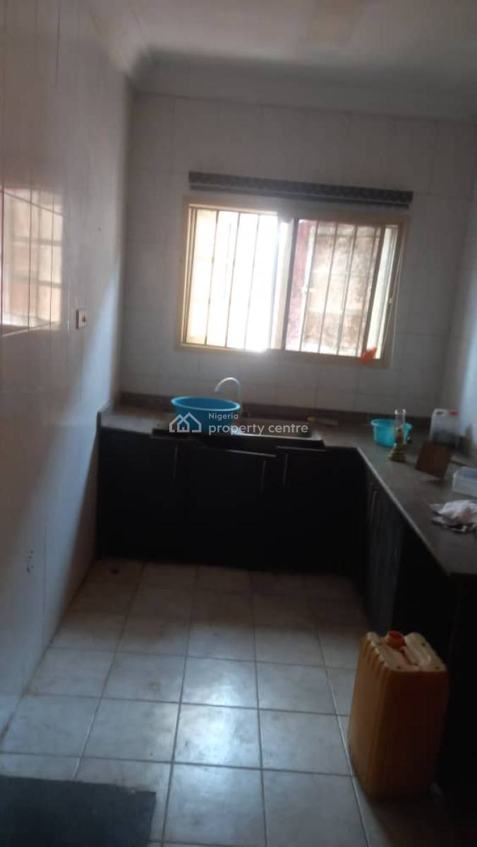 Standard 3 Bedroom Apartment, Off Skymall, Sangotedo, Ajah, Lagos, Flat / Apartment for Rent
