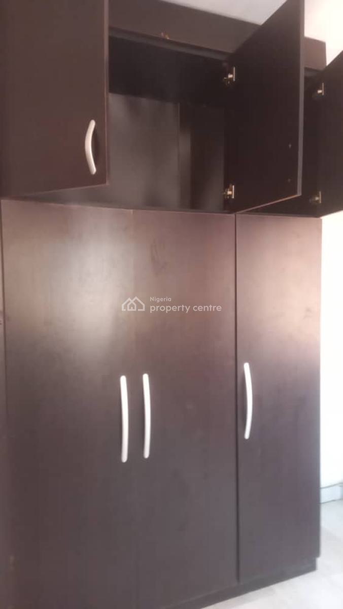 Standard 3 Bedroom Apartment, Off Skymall, Sangotedo, Ajah, Lagos, Flat / Apartment for Rent