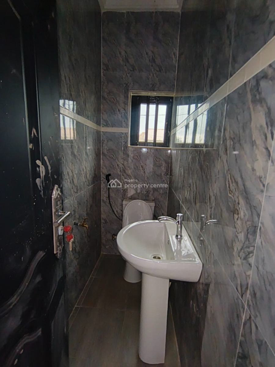 3 Bedroom Flat, Igbe Laara, Ikorodu, Lagos, Flat / Apartment for Rent