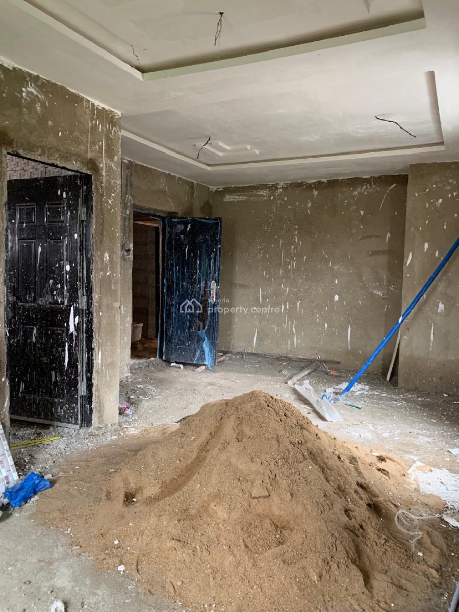 Well Connected 4-bedroom Apartment, Life Camp, Abuja, Flat / Apartment for Sale