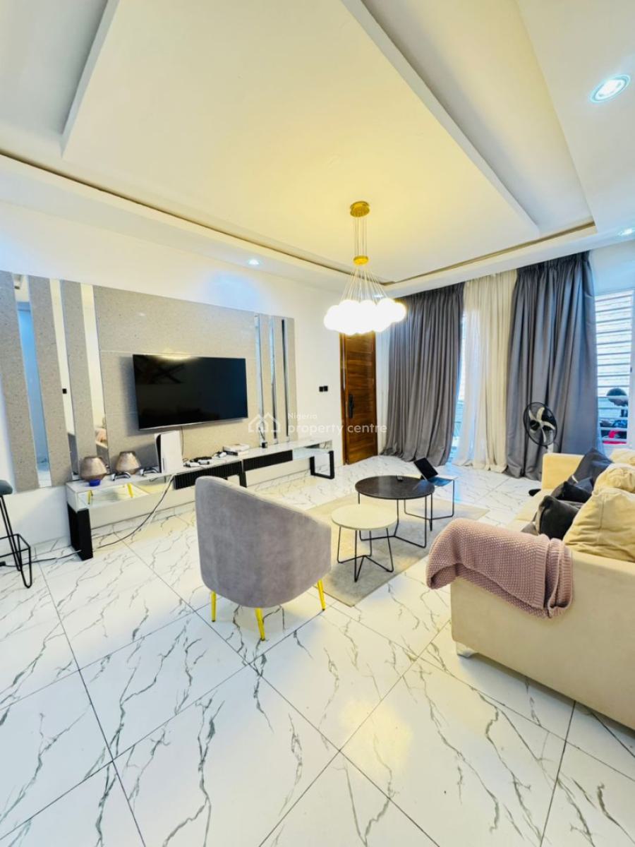 Well Built Two Bedroom Apartment Available, Orchid Road Lekki, Lekki Phase 2, Lekki, Lagos, Flat / Apartment for Sale