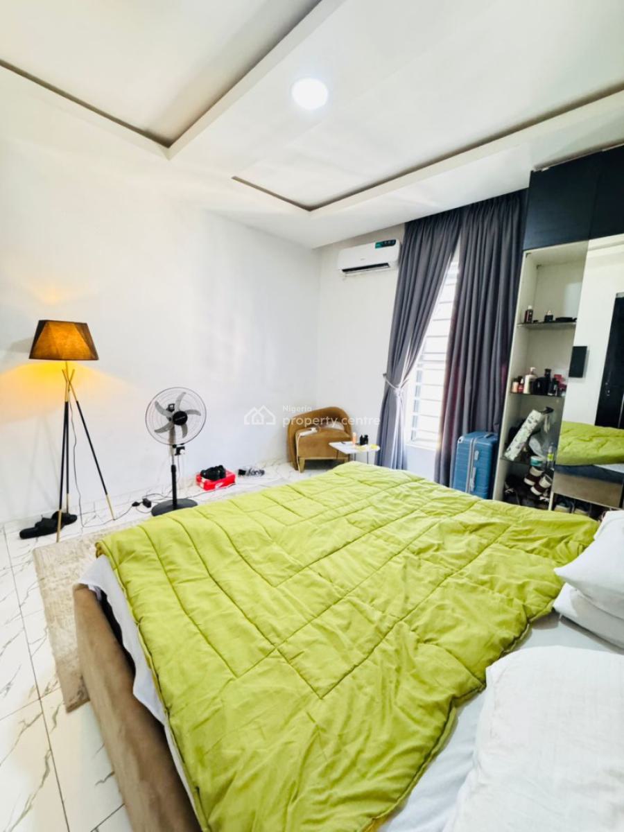 Well Built Two Bedroom Apartment Available, Orchid Road Lekki, Lekki Phase 2, Lekki, Lagos, Flat / Apartment for Sale