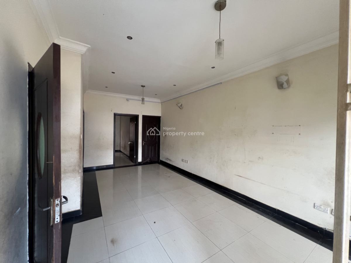 Spacious 2 Bedroom Apartment, Oniru, Lekki Phase 1, Lekki, Lagos, Flat / Apartment for Rent