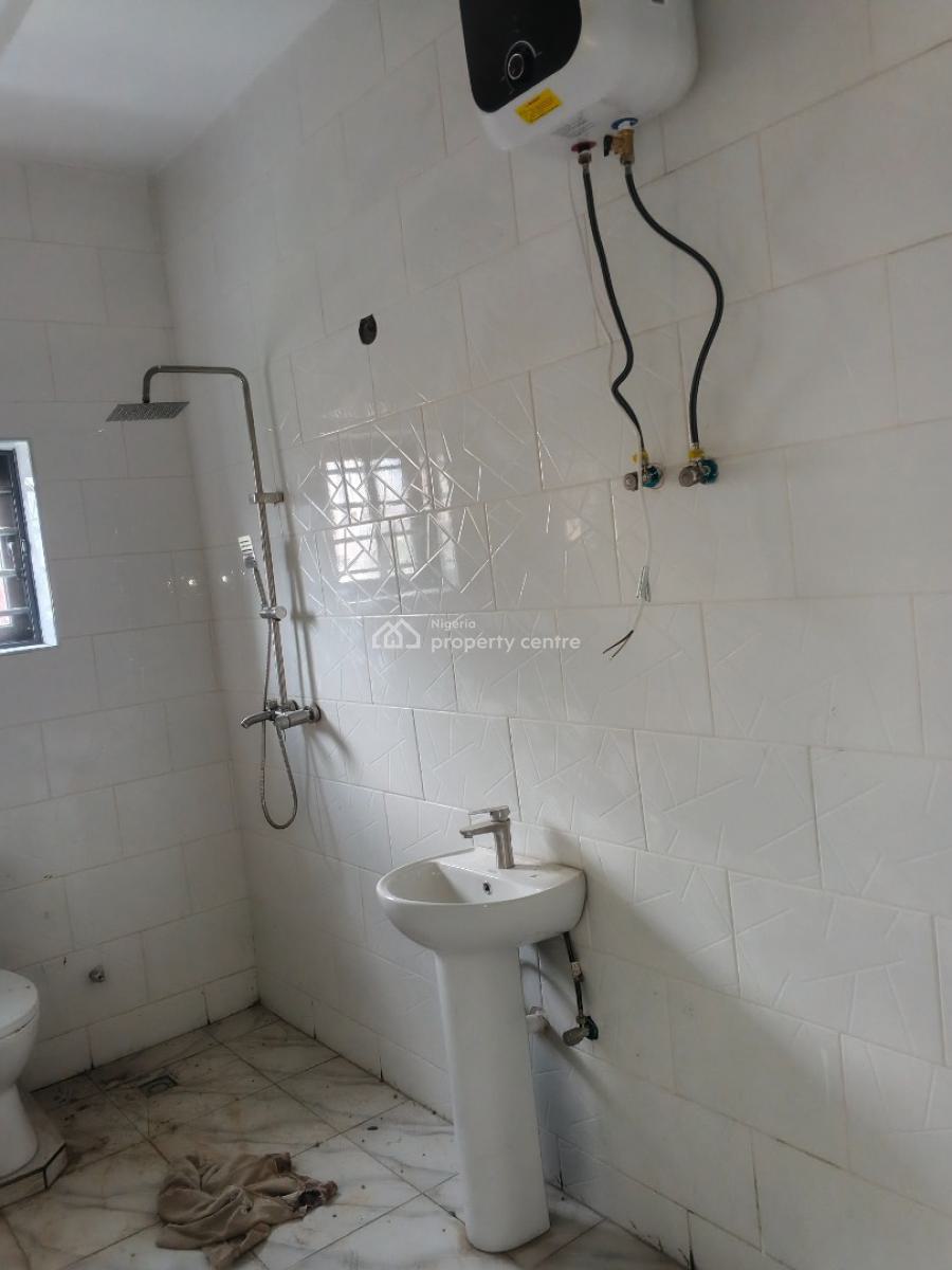 Newly Built 1 Bedroom (2toilets), News Engineering, Dawaki, Gwarinpa, Abuja, Flat / Apartment for Rent