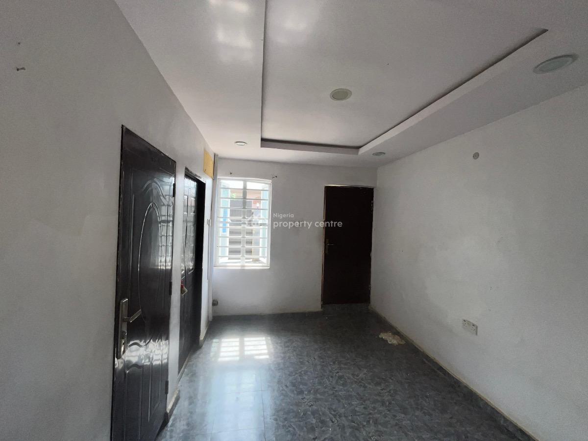 Luxury Mini Flat, Gra Phase 1, Magodo, Lagos, Mini Flat (room and Parlour) for Rent