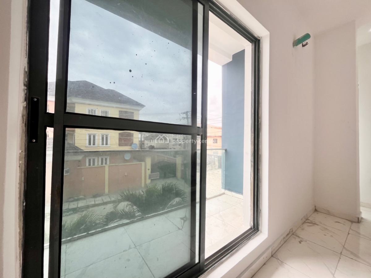 Spacious 2 Bedroom Apartment with Swimming Pool Availabl at Ikate, Ikate Lekki Lagos, Lekki, Lagos, Flat / Apartment for Sale