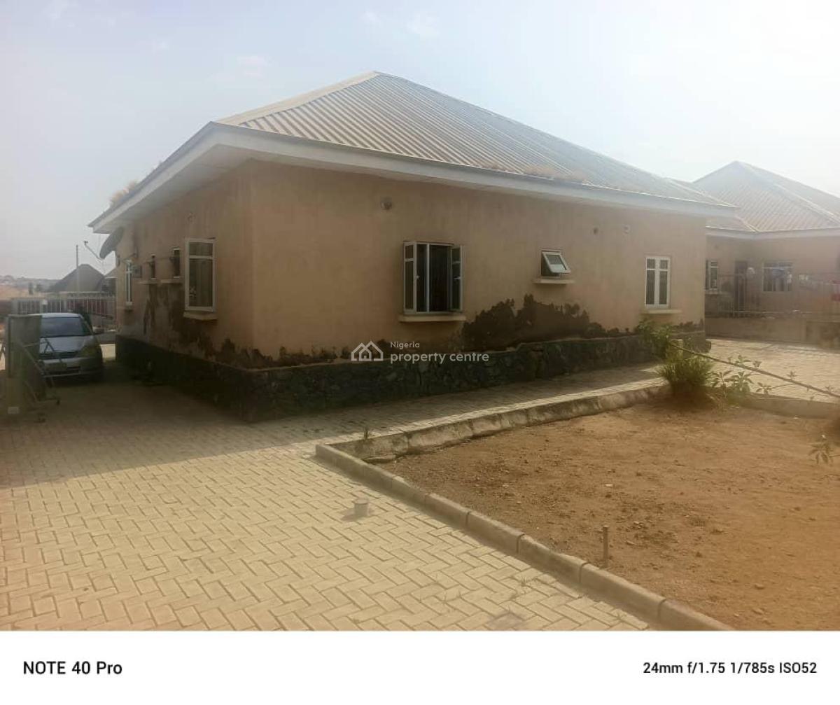 Fully Detached 3bedroom Bungalow with a 1bedroom Bq., Lugbe Von Road, Lugbe District, Abuja, Detached Bungalow for Sale
