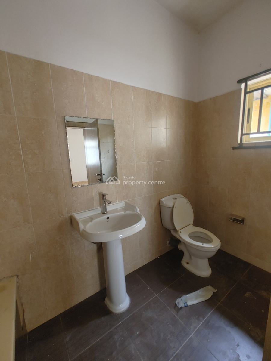 Very Neat Spacious 3 Bedroom Flat Apartment, Ikota Villa, Ikota, Lekki, Lagos, Flat / Apartment for Rent