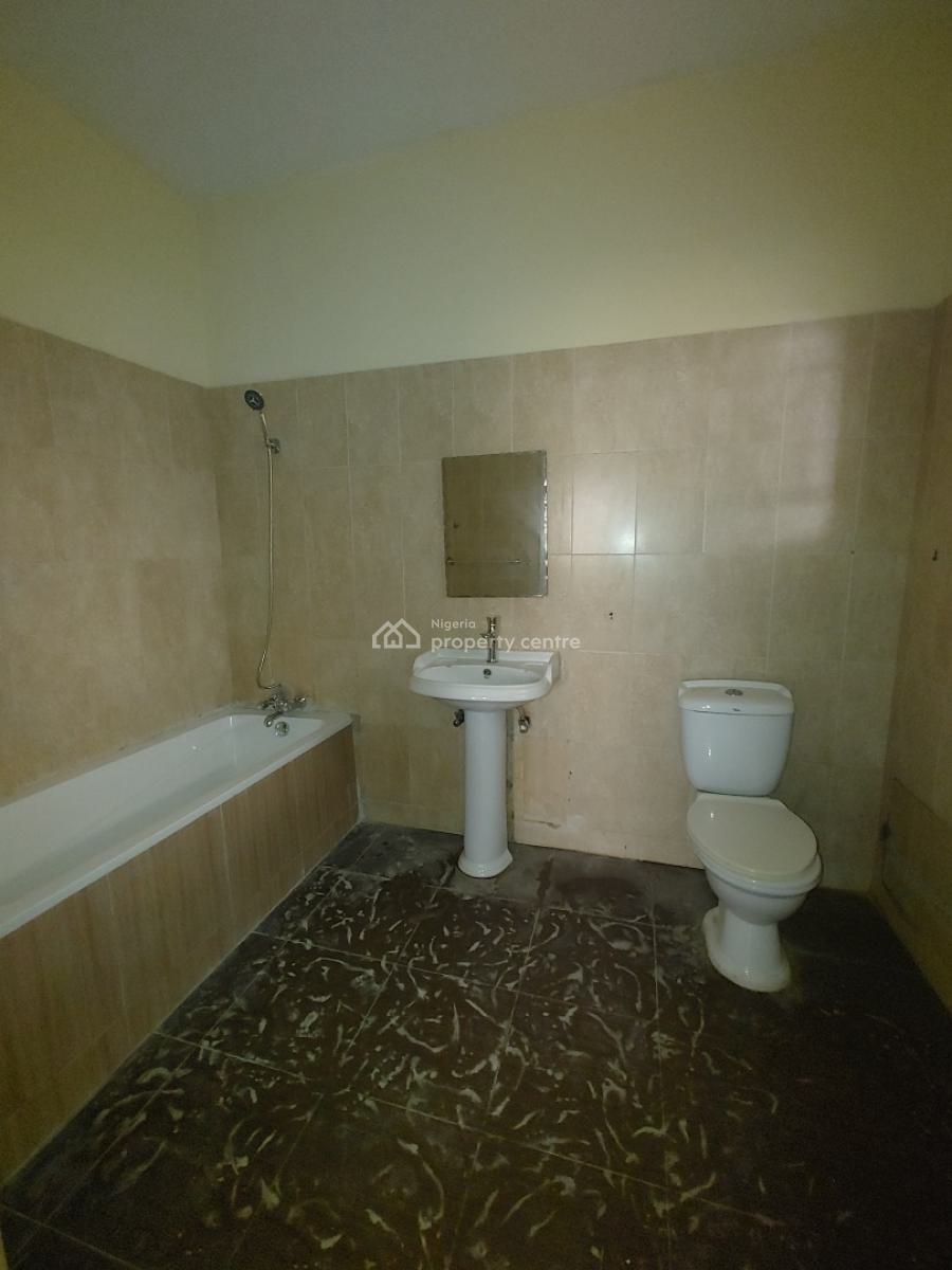 Very Neat Spacious 3 Bedroom Flat Apartment, Ikota Villa, Ikota, Lekki, Lagos, Flat / Apartment for Rent