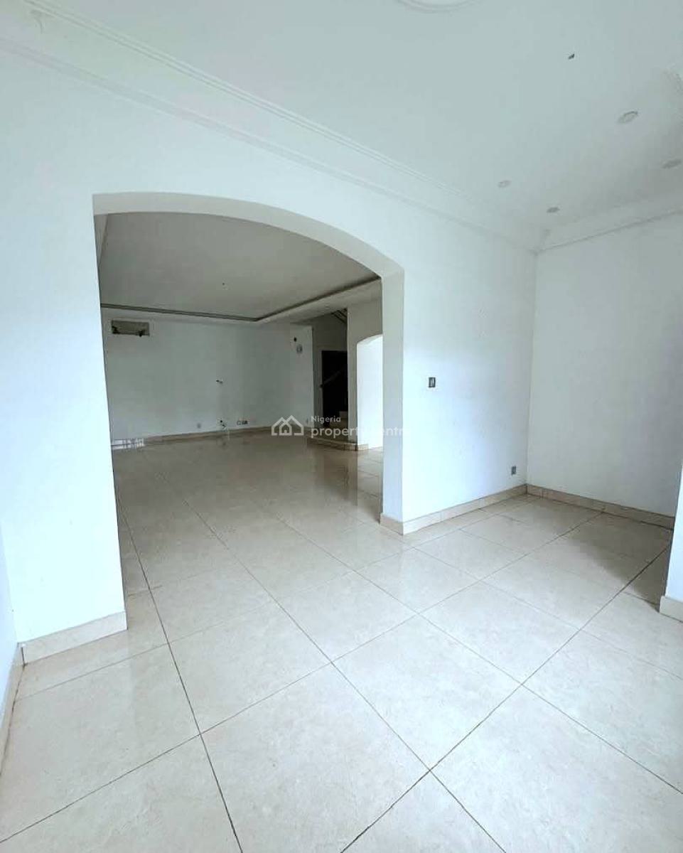 Beautiful 4-bedroom Semi-detached House with a Bq, Old Ikoyi, Ikoyi, Lagos, Semi-detached Duplex for Rent