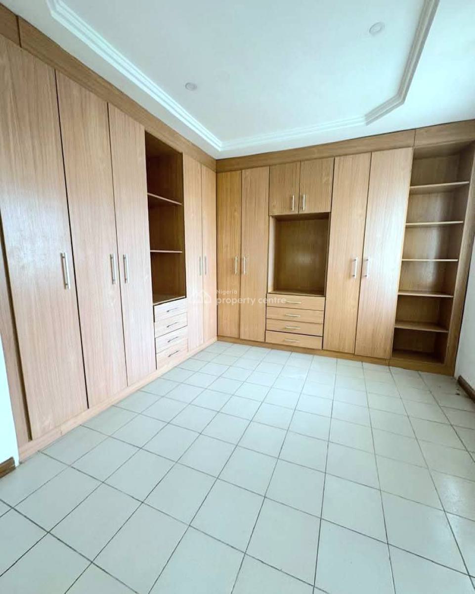 Beautiful 4-bedroom Semi-detached House with a Bq, Old Ikoyi, Ikoyi, Lagos, Semi-detached Duplex for Rent