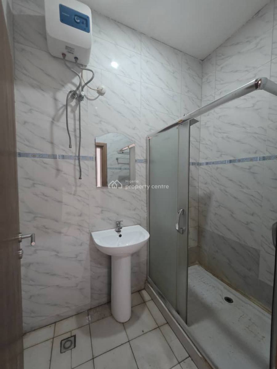 3-bedroom Flat with Bq & Pool, Off Palace Road, Oniru, Victoria Island (vi), Lagos, Flat / Apartment for Rent