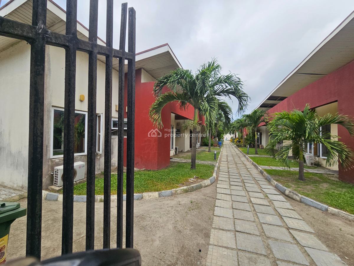 2bedroom Apartment, Southpointe Estate, Orchid Road Lekki, Lekki, Lagos, Terraced Bungalow for Sale