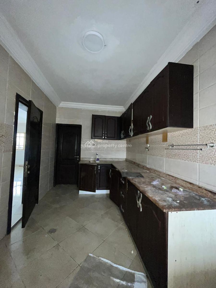 3 Bedroom Apartment, Abraham Adesanya, Ajah, Lagos, Flat / Apartment for Rent