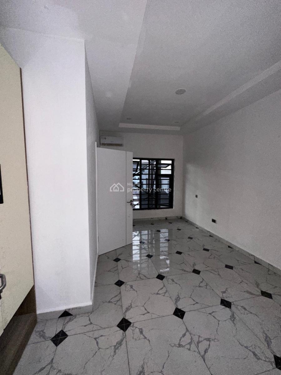 2 Bedroom Apartment, Orchid Road, Lekki, Lagos, Flat / Apartment for Rent