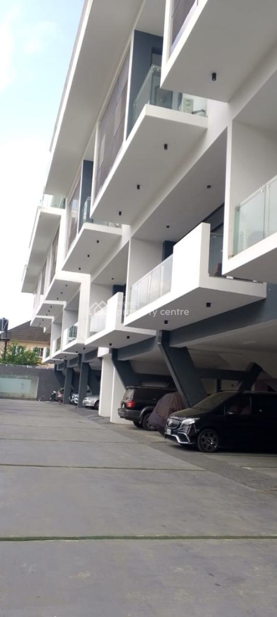 Well Spacious 5 Bedrroom Furnished Penthouse with 2 Rooms Bq, Remi Fani Kayode Avenue, Ikeja Gra, Ikeja, Lagos, Flat / Apartment for Rent