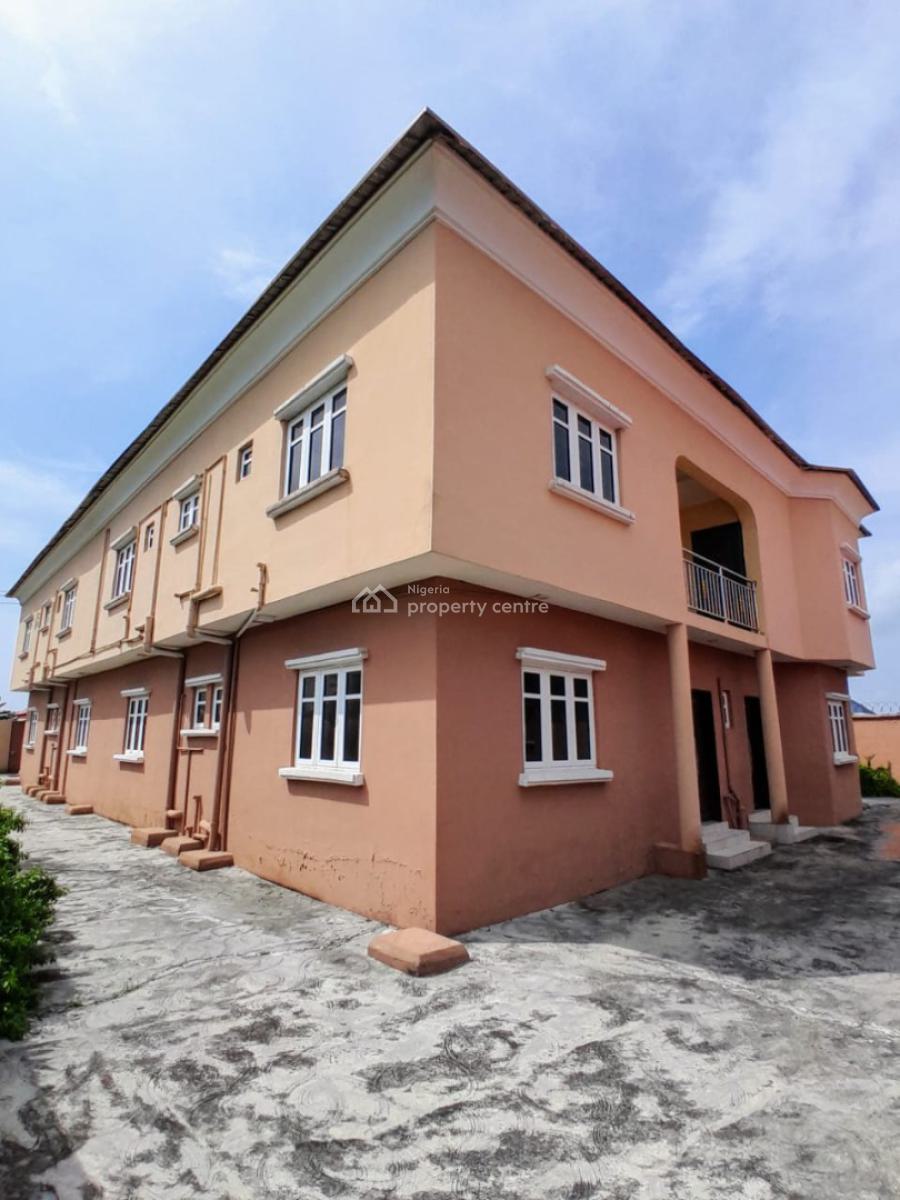 4 Bedroom Luxury Apartment, Gra, Abijo, Lekki, Lagos, Flat / Apartment for Rent
